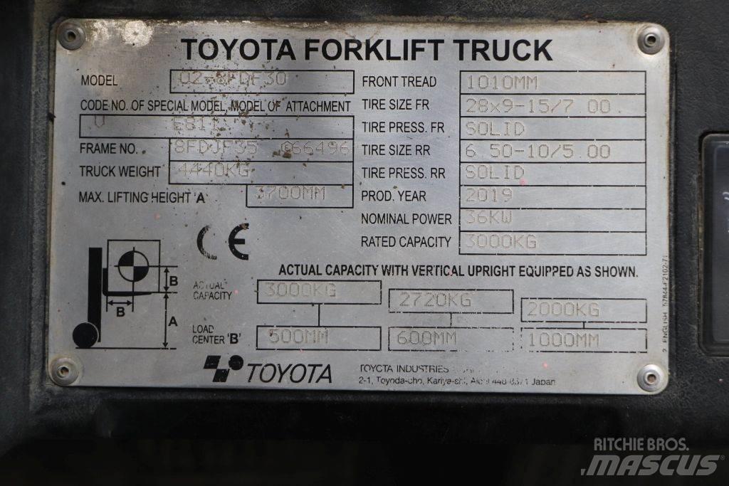 Toyota 02-8FDF30 Diesel Forklifts