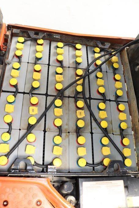 Toyota 7FB15 Electric Forklifts