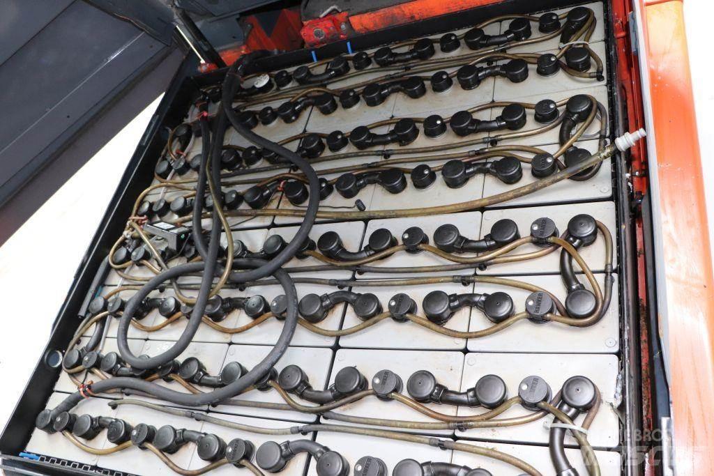 Toyota 8FBMT45 Electric Forklifts
