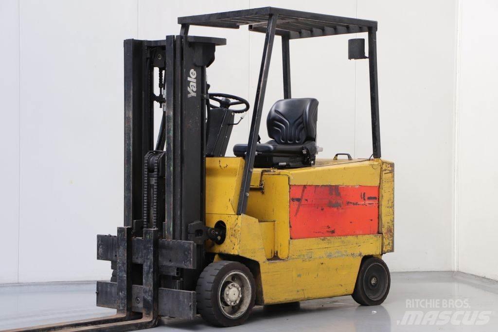 Yale ERC30AGS Electric Forklifts