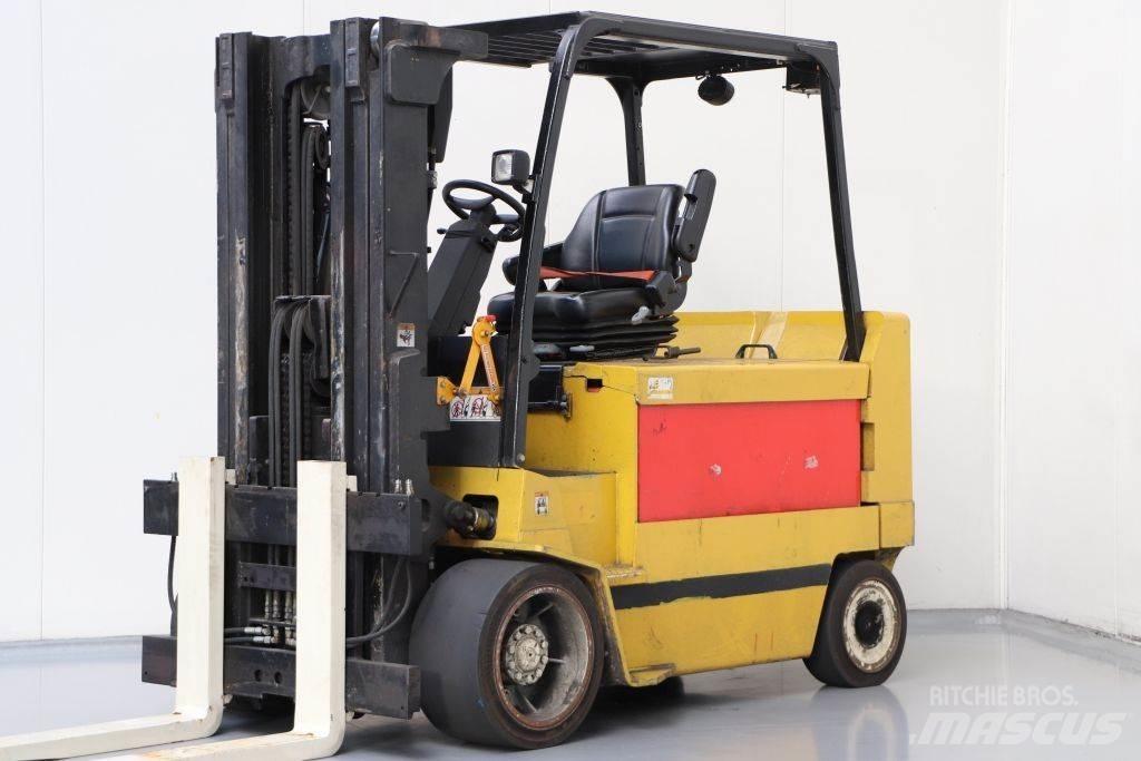 Yale ERC55HG Electric Forklifts