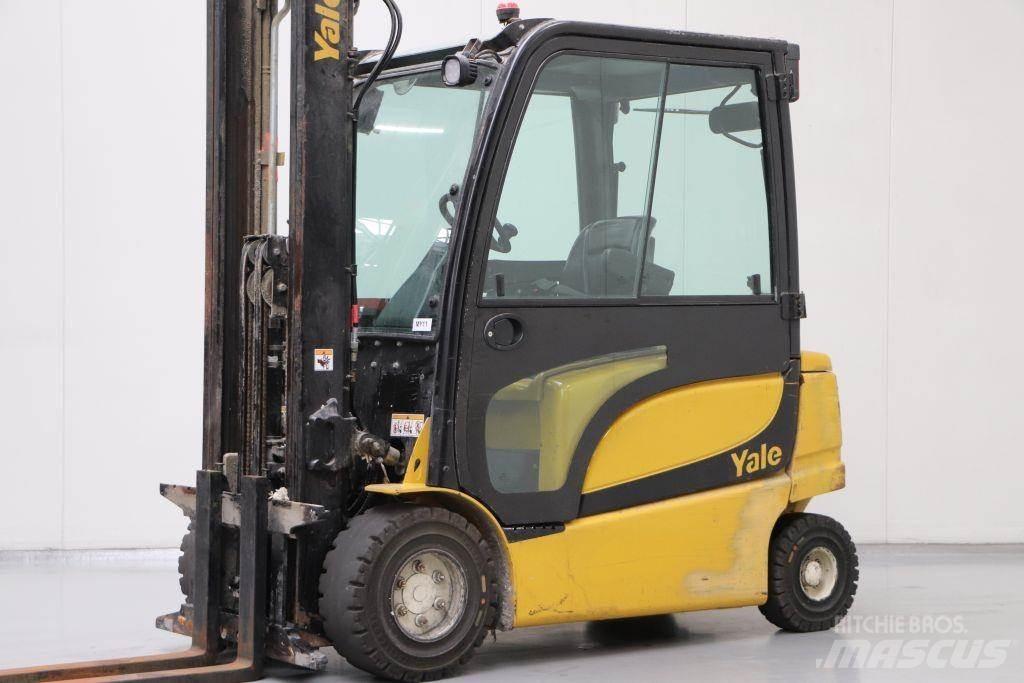 Yale ERP30VL Electric Forklifts