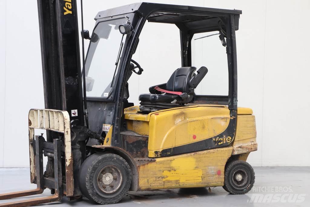 Yale ERP35VL Electric Forklifts