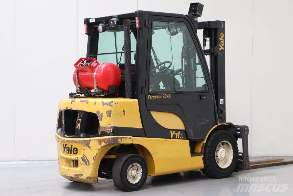 Yale GLP30VX LPG trucks