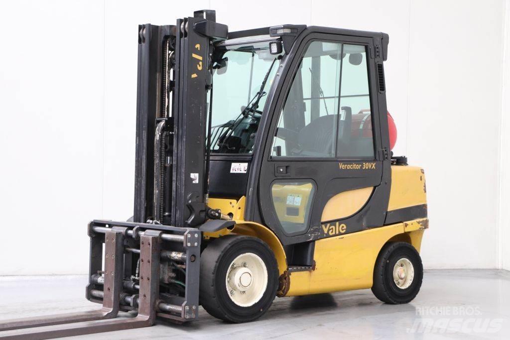 Yale GLP30VX LPG trucks