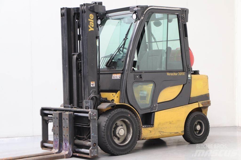 Yale GLP30VX LPG trucks