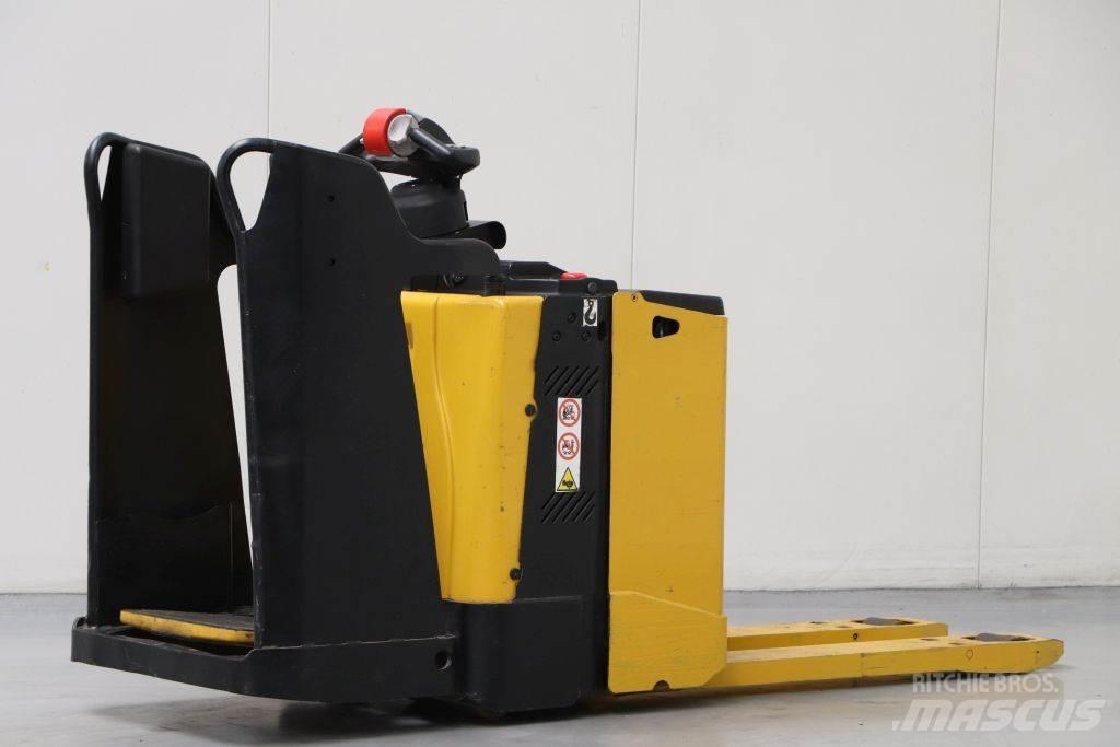 Yale MP20X Low lifter
