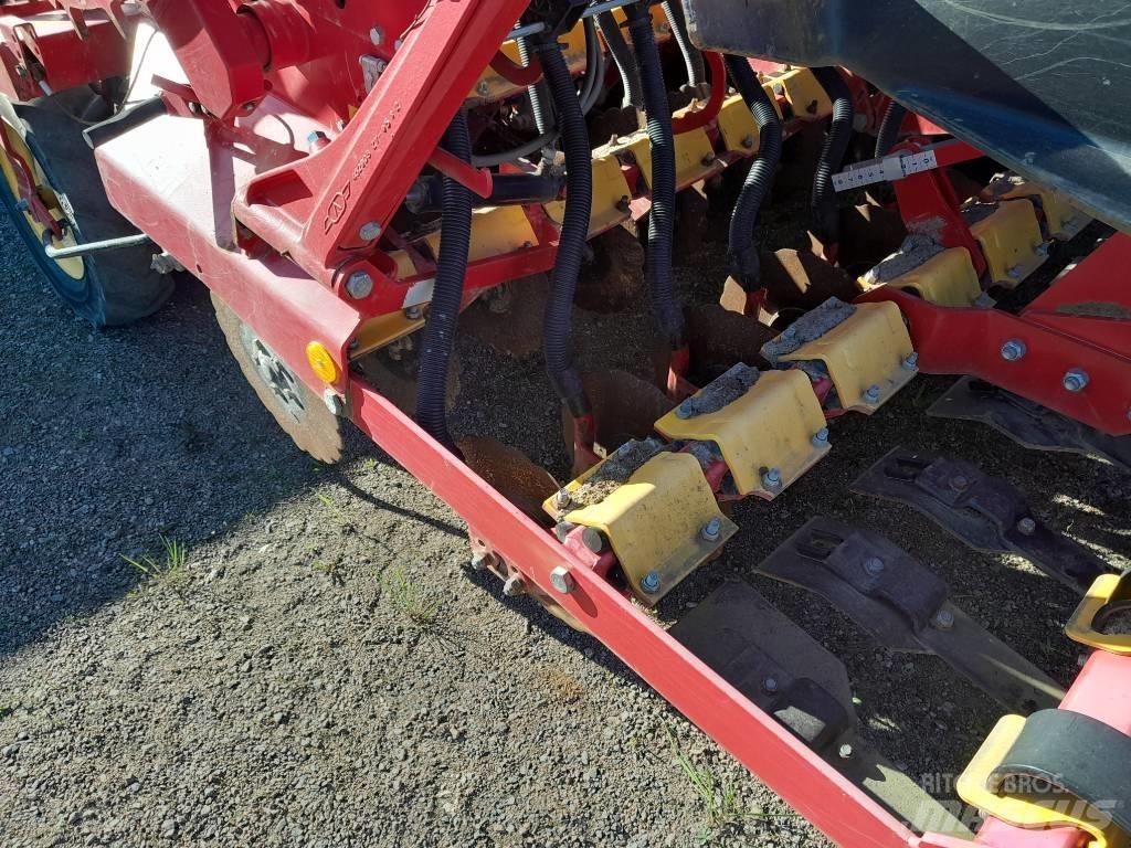 Väderstad Rapid 400 Drills