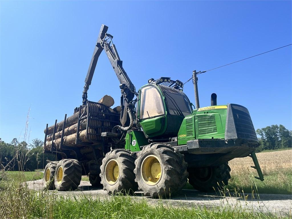 John Deere 1210E Forwarders