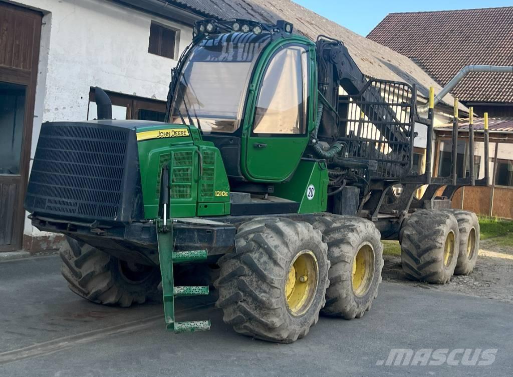 John Deere 1210E Forwarders