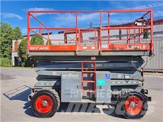 SkyJack SJ8841RT Scissor Lifts