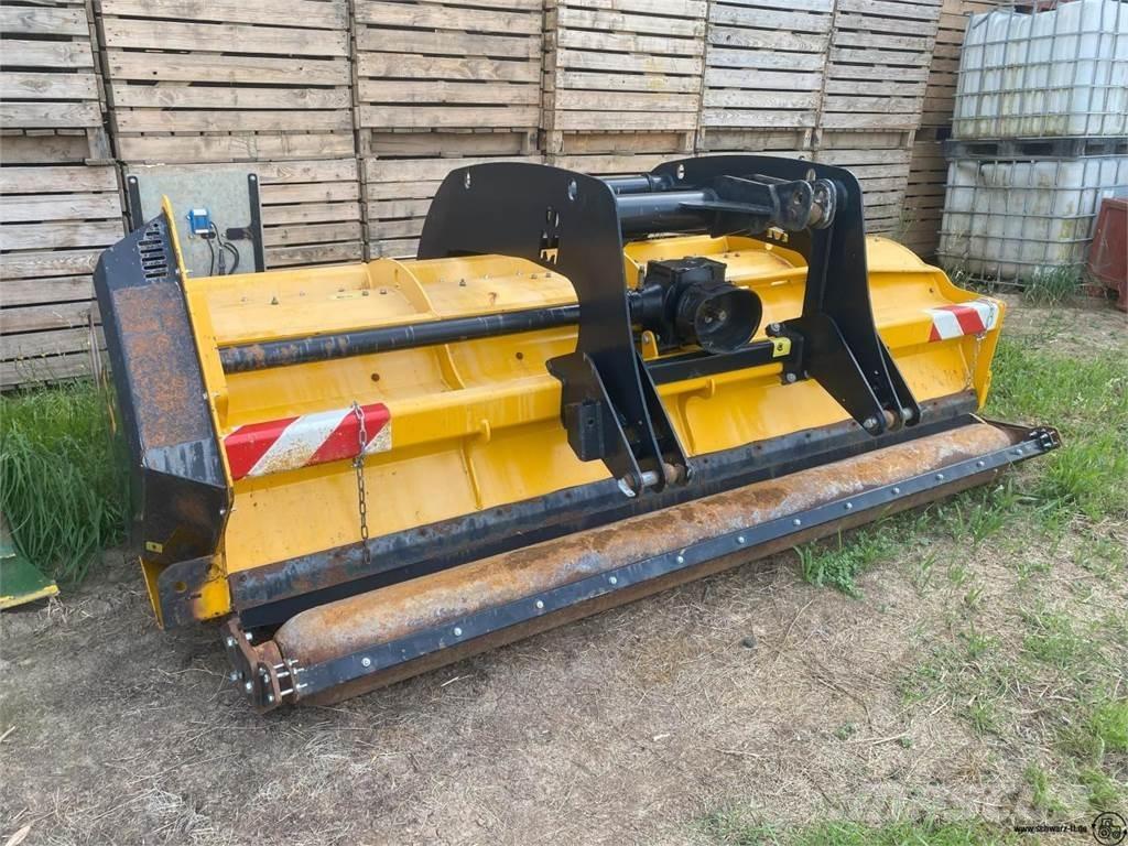 Müthing Farmer 300 Pasture Mowers And Toppers