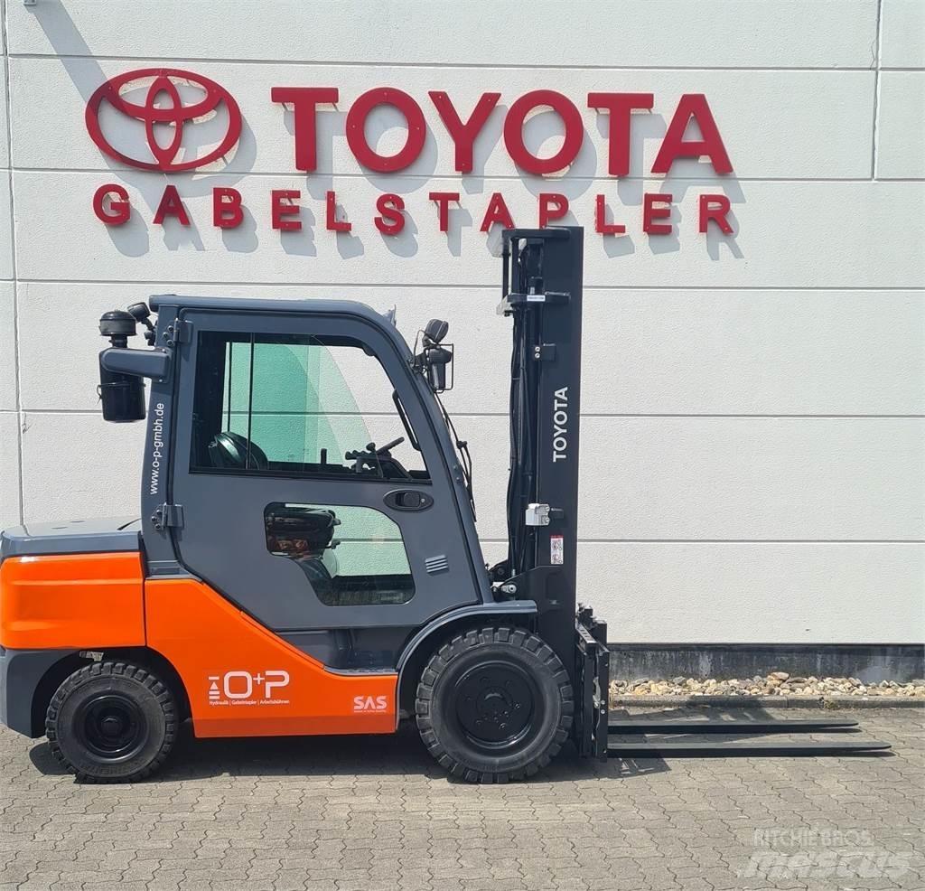 Toyota 52-8FDJF35 Diesel Forklifts