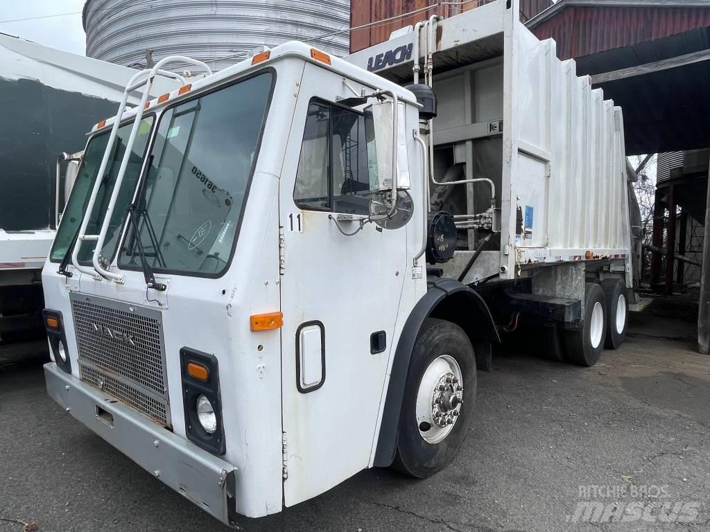 Mack LE613 Garbage Trucks / Recycling Trucks
