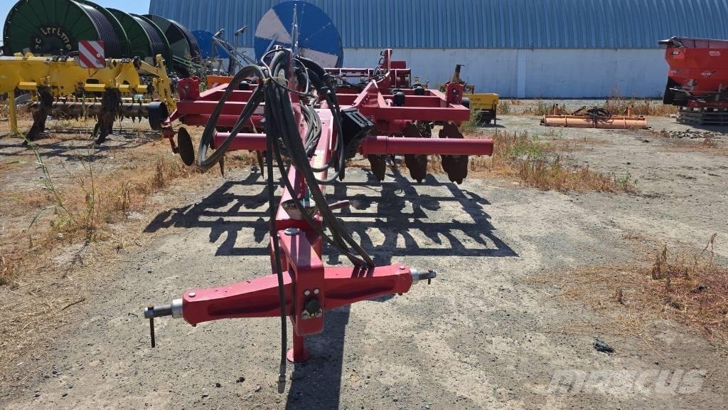 Horsch Tiger 3 MT Cultivators