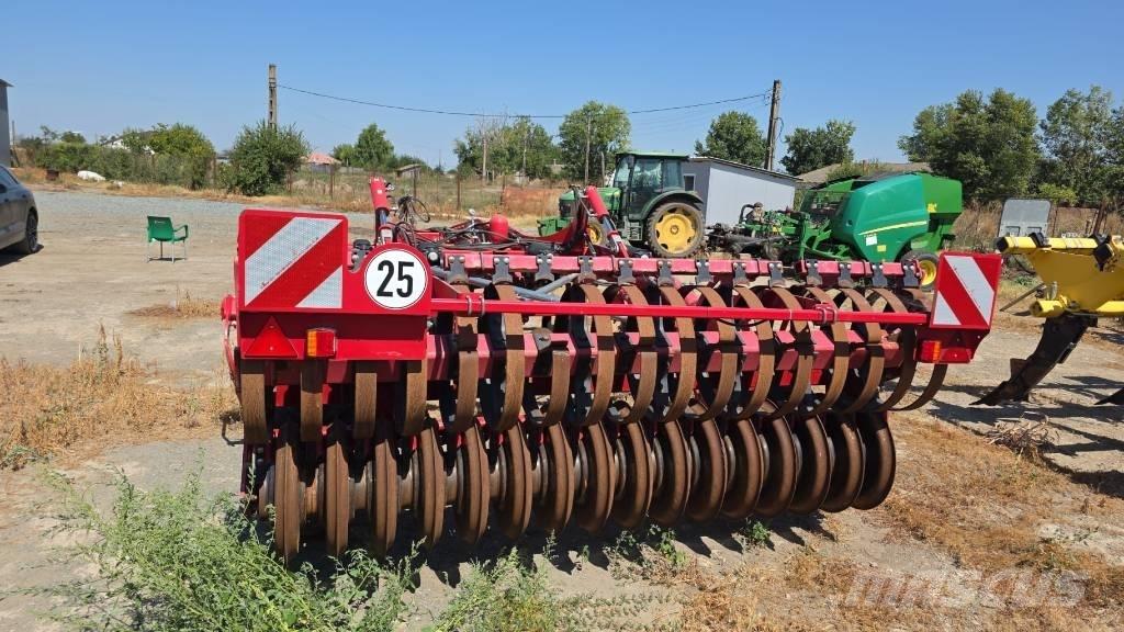 Horsch Tiger 3 MT Cultivators