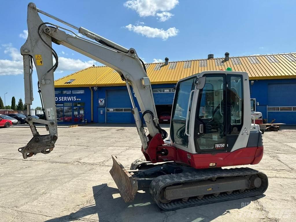 Takeuchi TB250 Mini Excavators <7t (Mini Diggers)