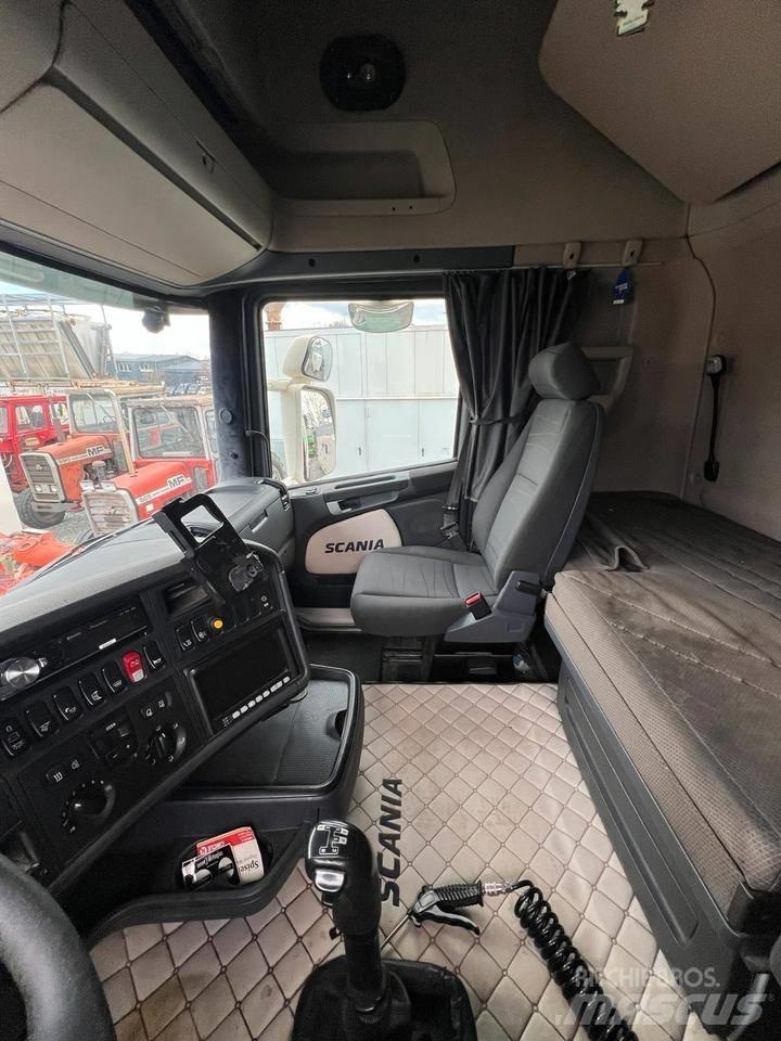 Scania R 620 Conventional Trucks / Tractor Trucks