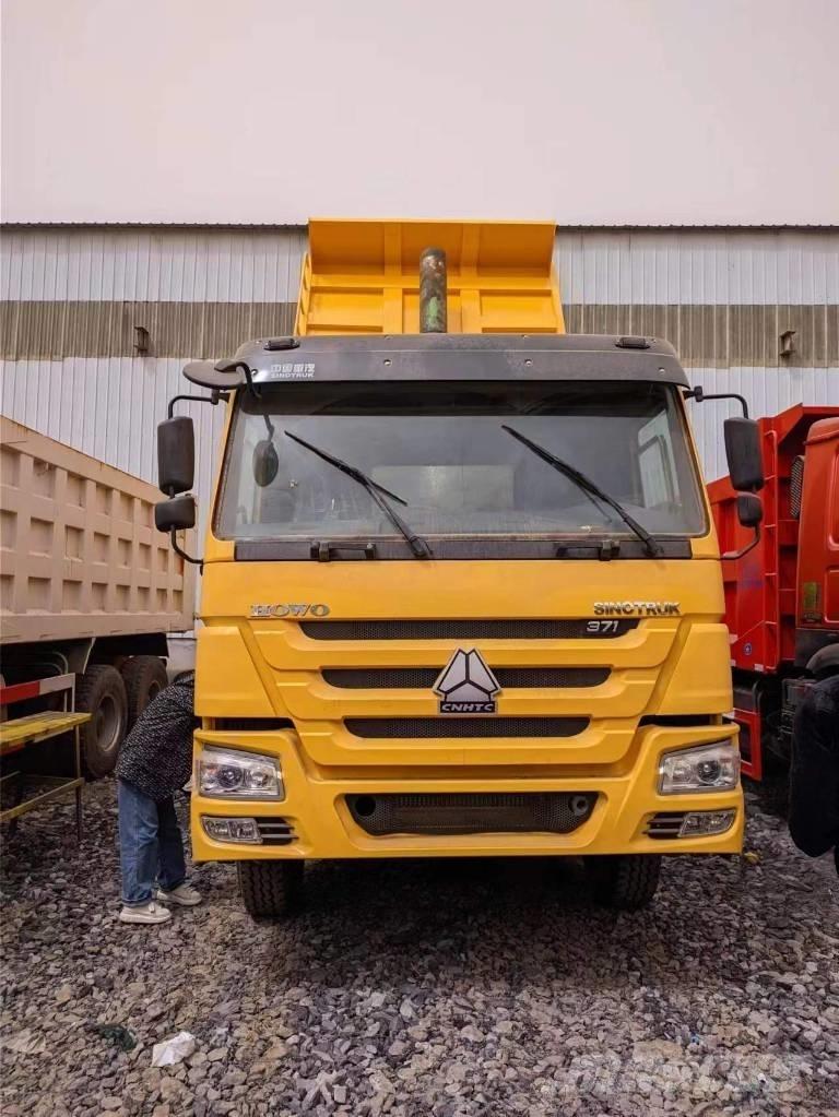 Howo 371 6x4 Dump Trucks