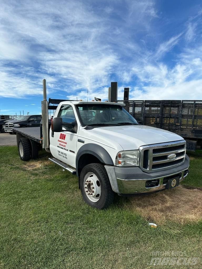 Ford F 550 XLT Flatbed Trucks