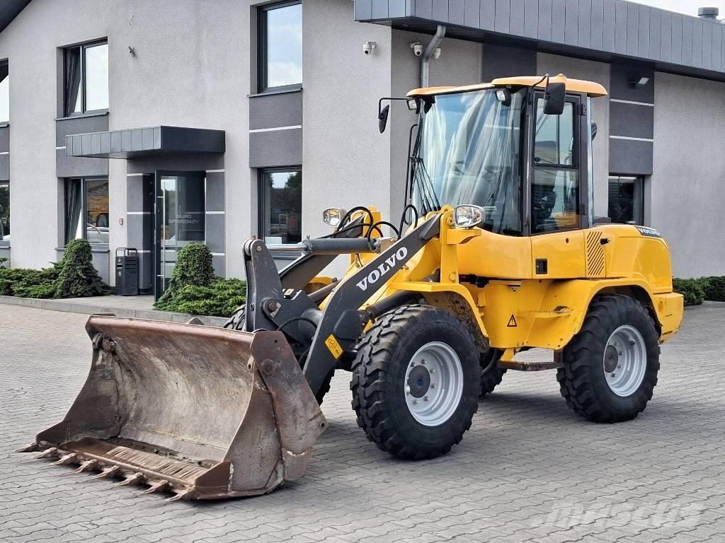 Volvo L 30 G Wheel Loaders