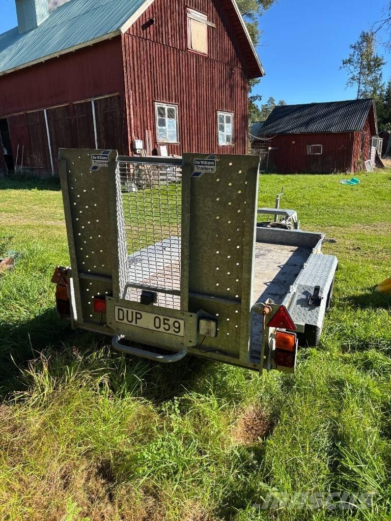 Ifor Williams 2 HB Lowboy trailer