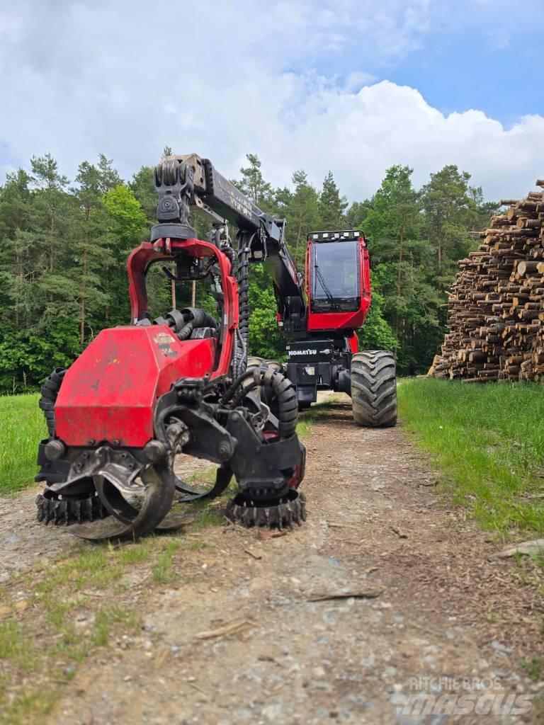 Komatsu 931 XC Harvesters