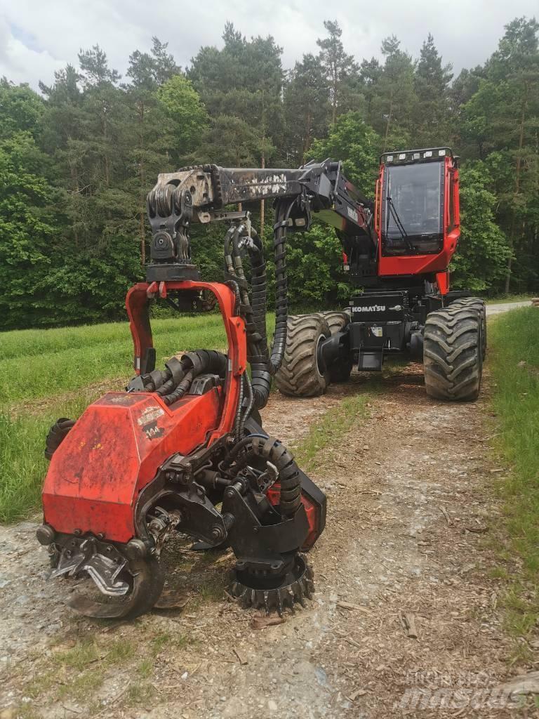 Komatsu 931 XC Harvesters