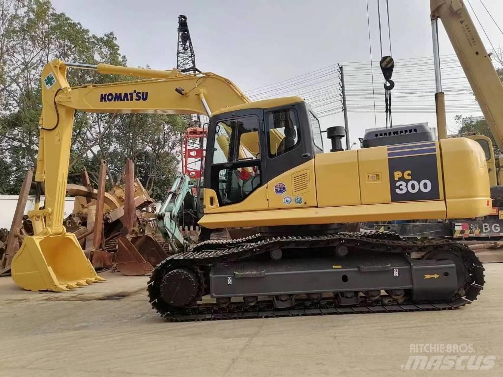 Komatsu PC 300 Crawler Excavators