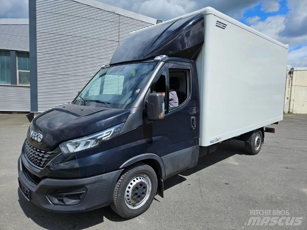 Iveco 35 S 18 Box body