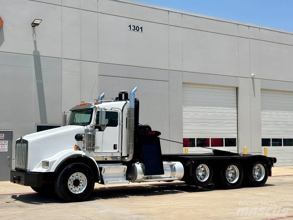 Kenworth T 800 Tow Trucks / Wreckers