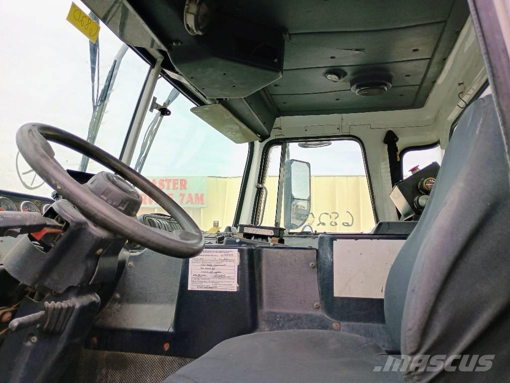 Autocar XPEDITOR Garbage Trucks / Recycling Trucks
