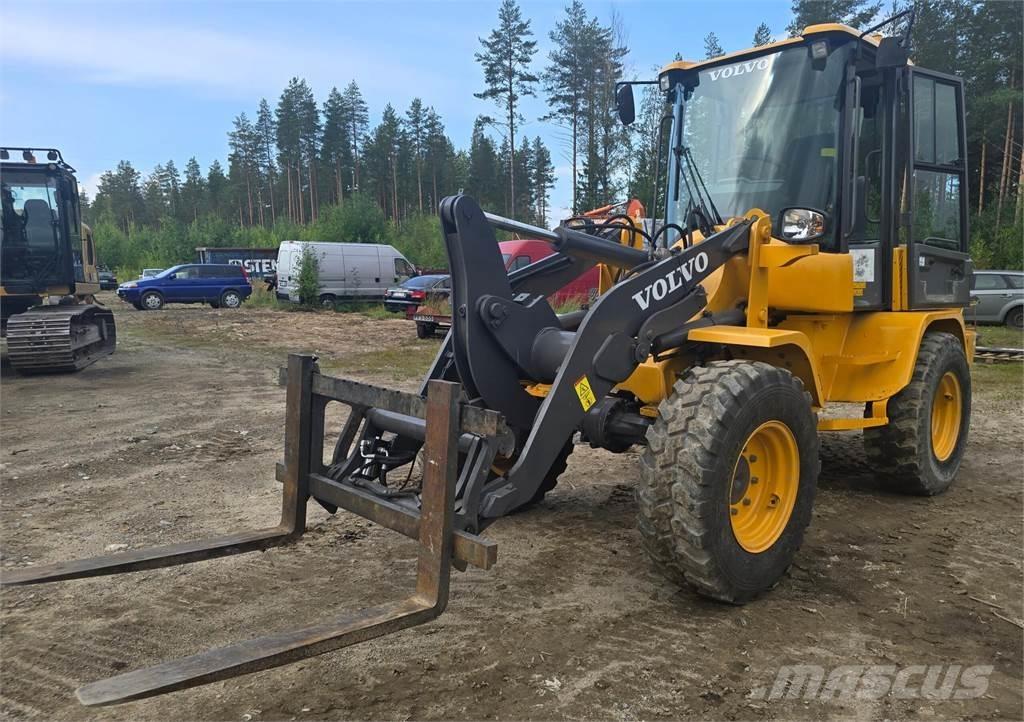 Volvo L30G Wheel Loaders