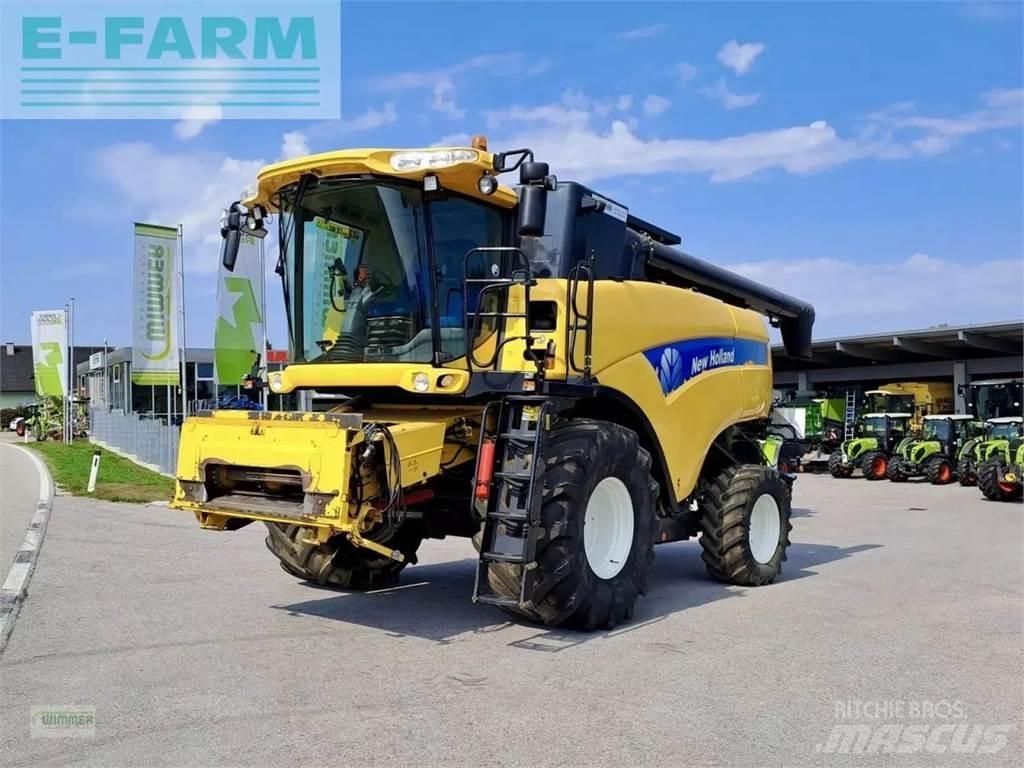 New Holland cx8050 Combine Harvesters