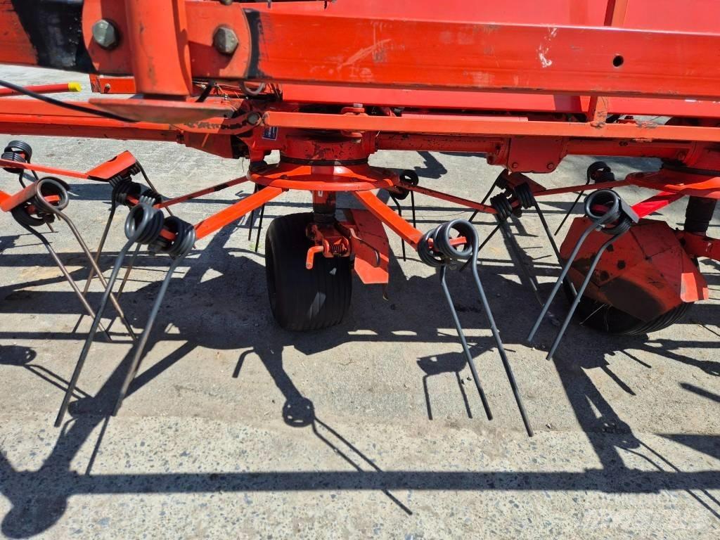 Kuhn GF 8501 MHO Rakes and tedders