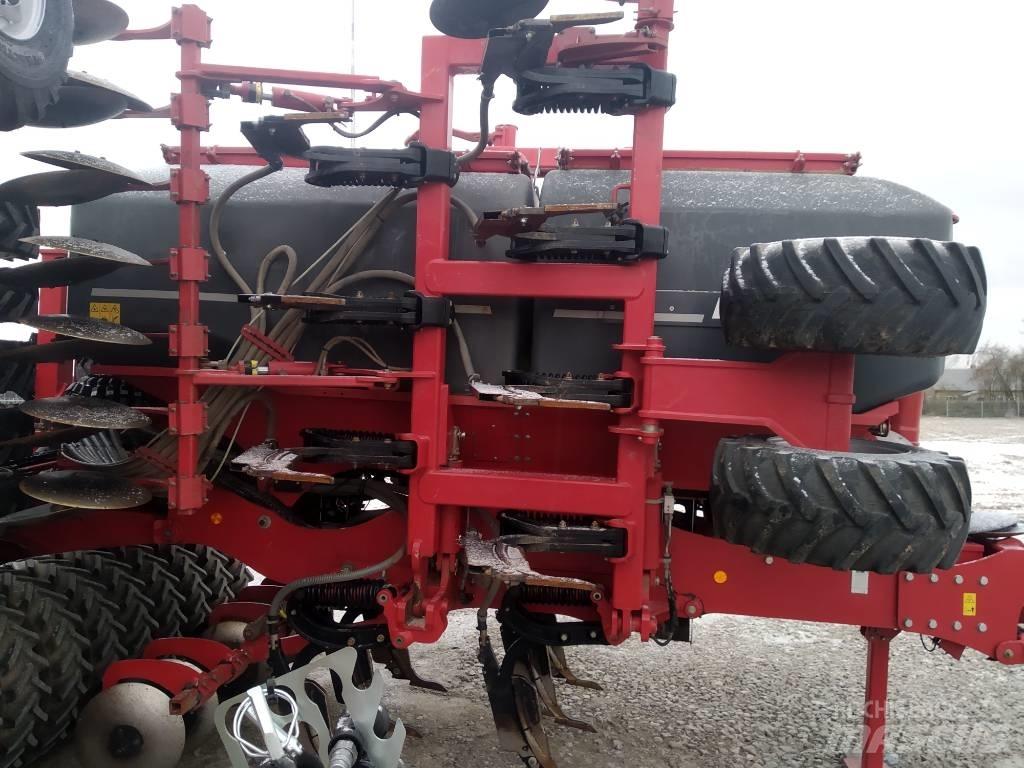 Horsch Focus 6 TD Farm Drills