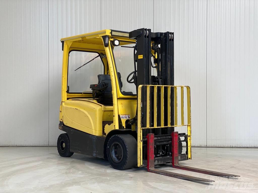 Hyster J2.5XN Electric Forklifts