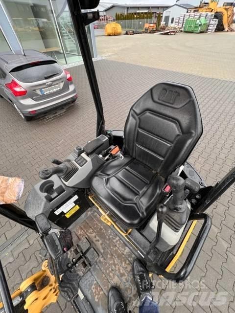 CAT 301.7 CR Mini Excavators <7t (Mini Diggers)