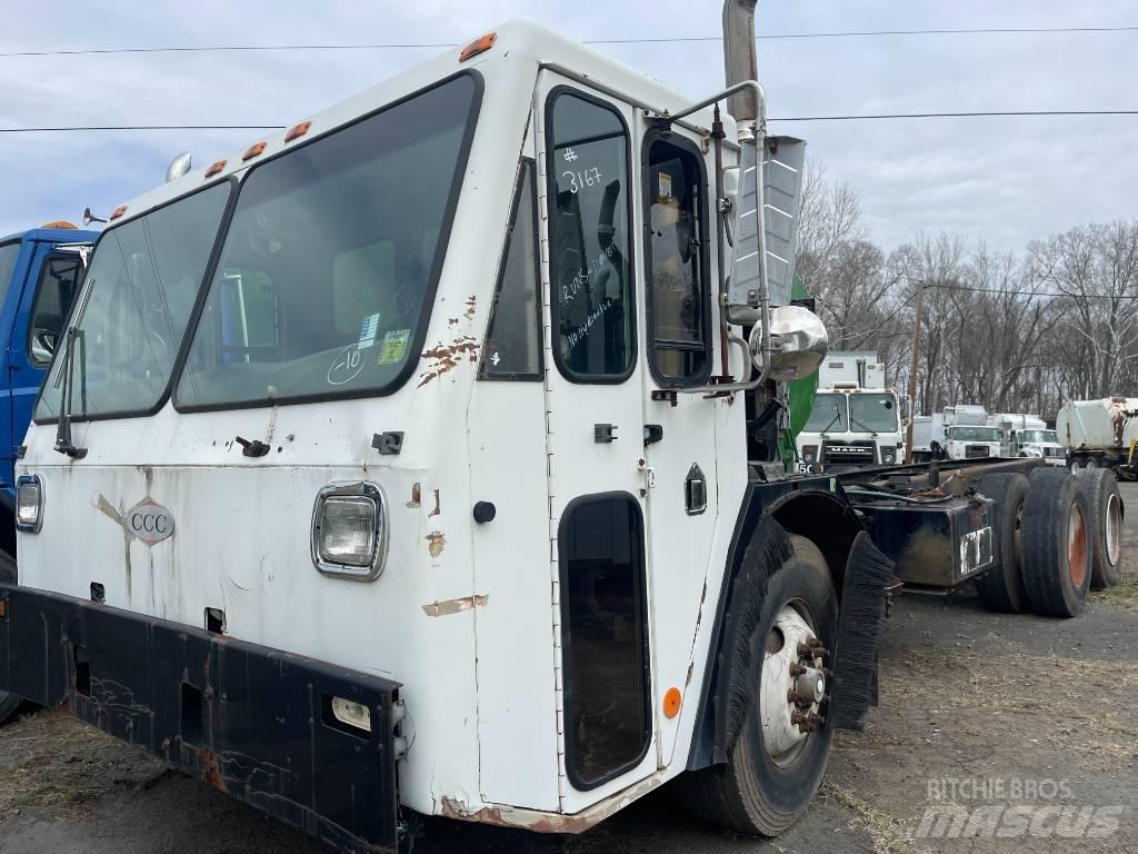 CCC LOW ENTRY Cab & Chassis Trucks