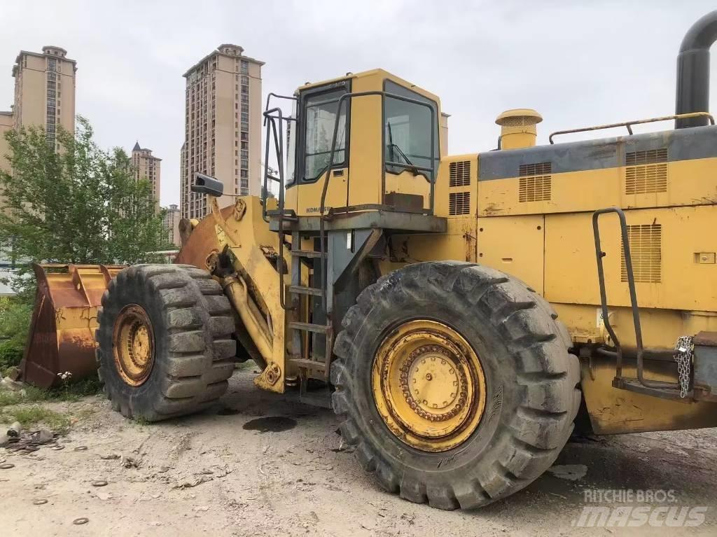 Komatsu WA 600-3 Wheel Loaders