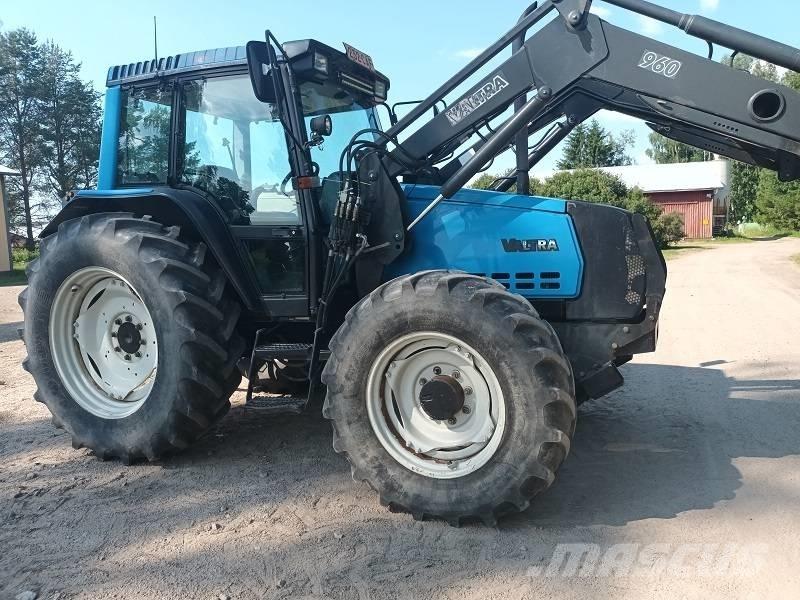 Valtra 6400 Tractors