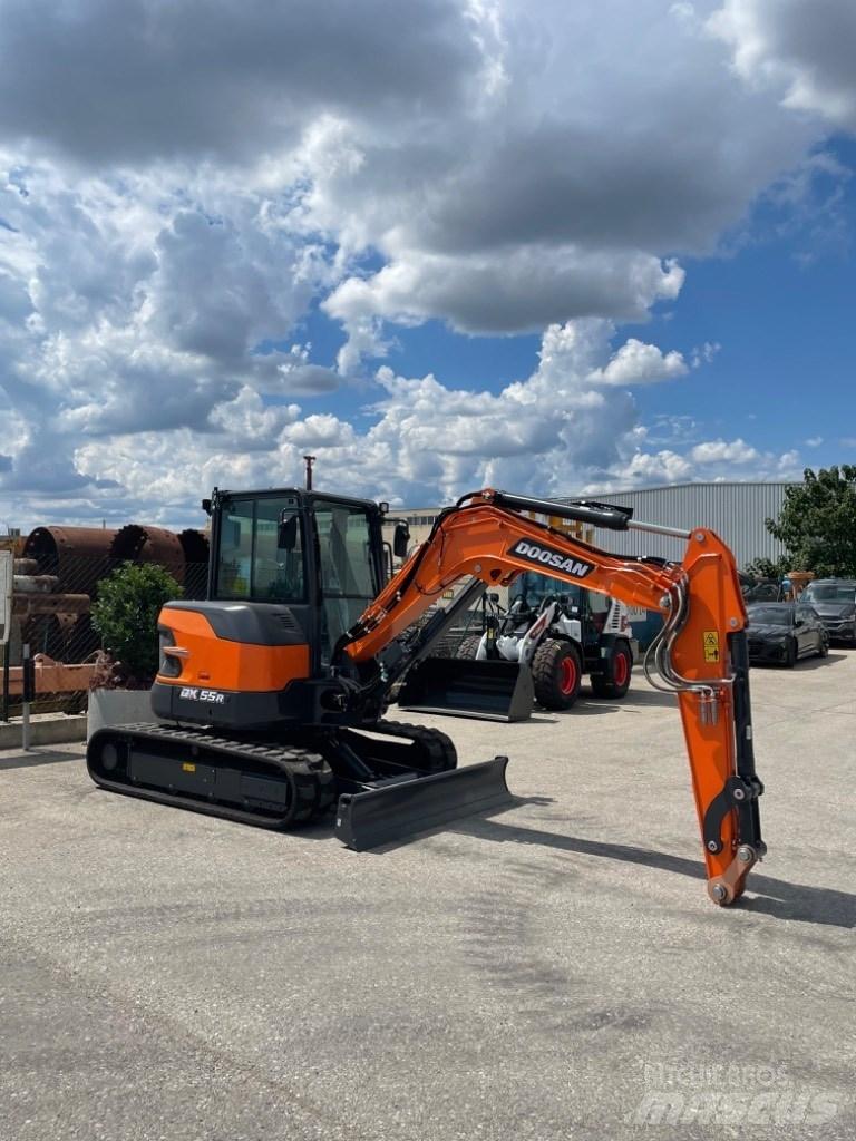 Doosan DX55r Mini Excavators <7t (Mini Diggers)