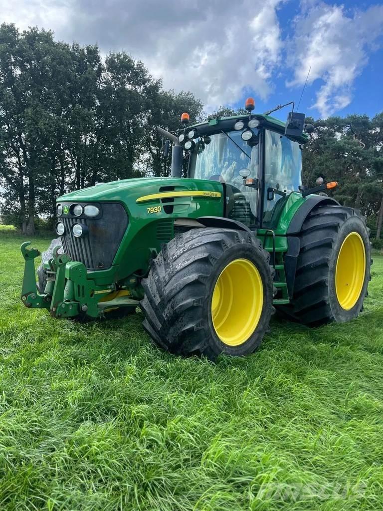 John Deere 7930 Tractors
