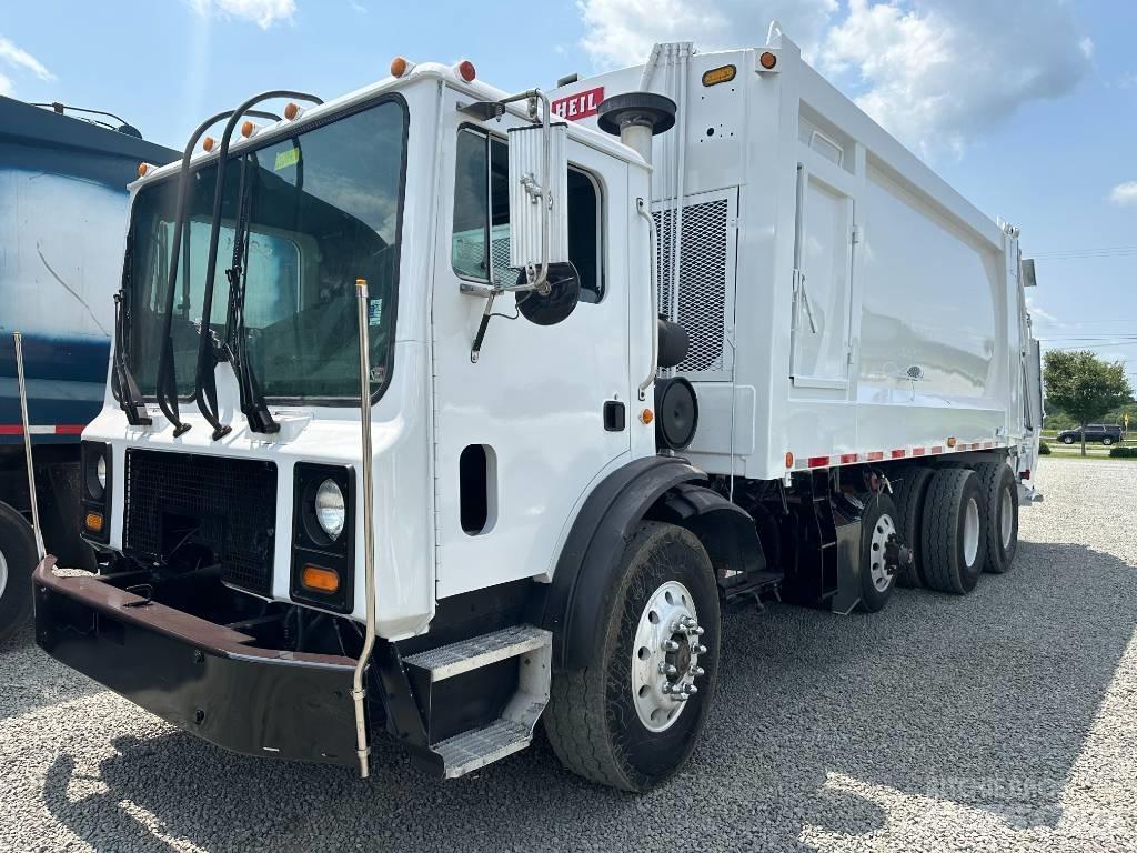 Mack MR Garbage Trucks / Recycling Trucks