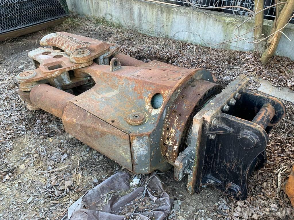 Montabert MBDA450 Drilling Equipment