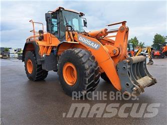 Doosan DL 450-3 Wheel Loaders