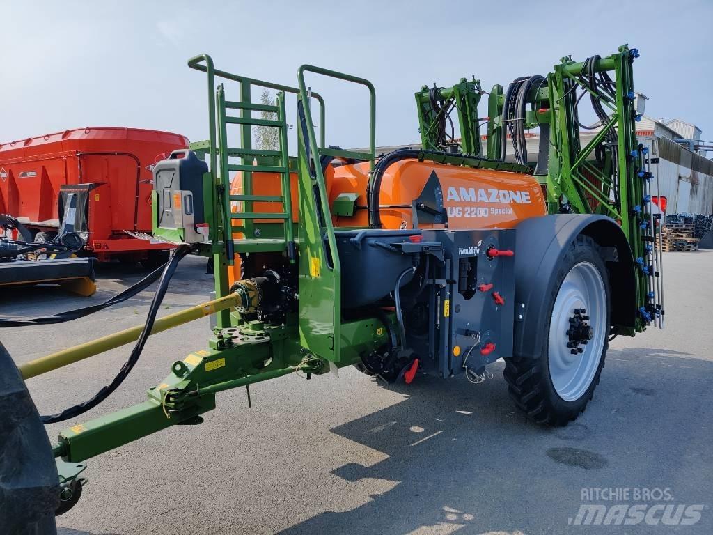 Amazone UG 2200 Trailed sprayers