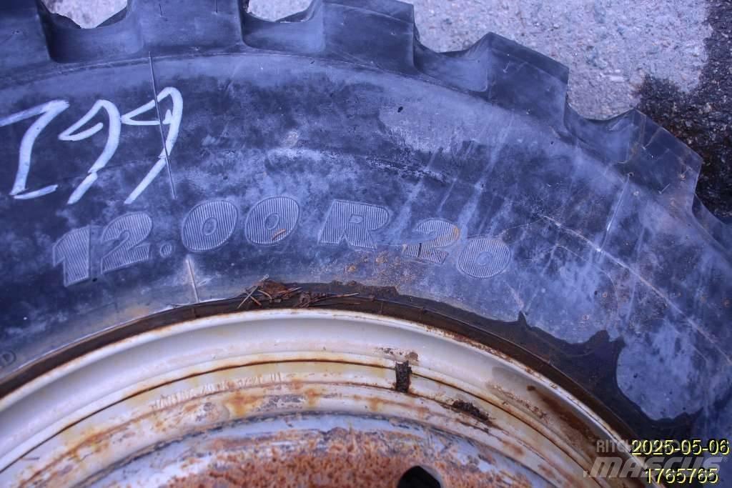 Michelin XMINED2 Tires, wheels and rims