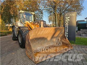 Liebherr L566 xPOWER Wheel Loaders