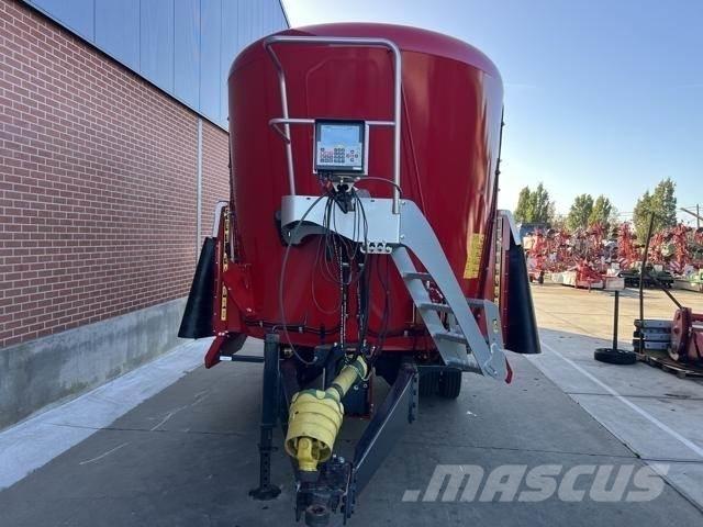 Peecon VME-240 Mixer feeders